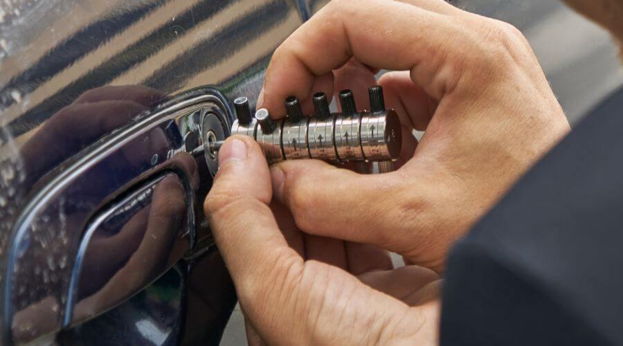 Professional New roof installation in Ontario, WI